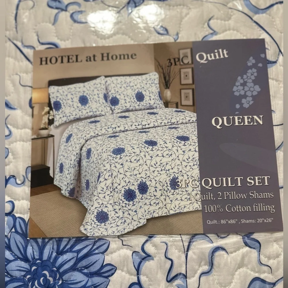 Hotel at home Queen 3pc Quilt set Blue floral print